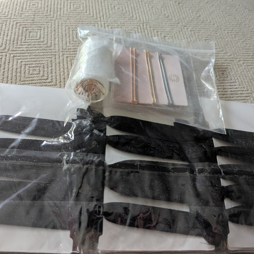 Black and Metallic Hair Accessories Set